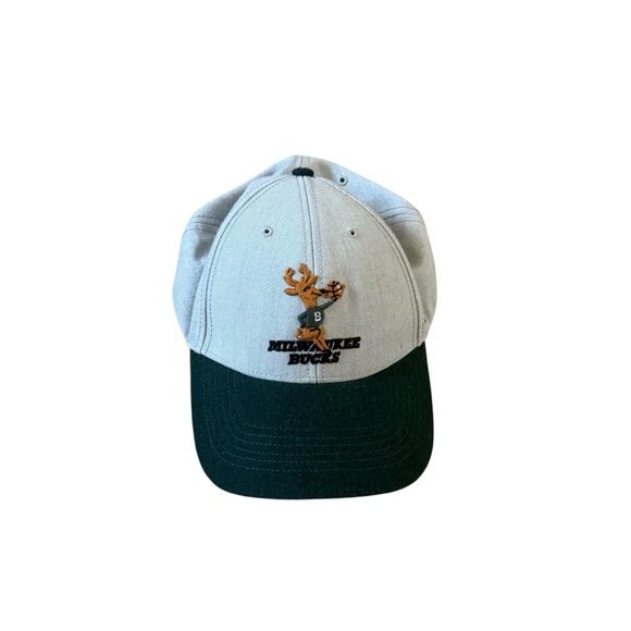 Milwaukee Bucks 47 Brand Men’s Adjustable Strap Cap Green and White One Size - Picture 1 of 8